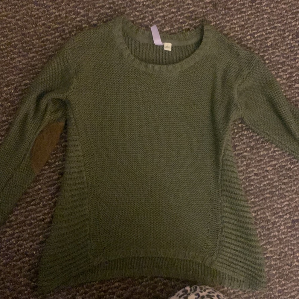 Sweater - Picture 3 of 3
